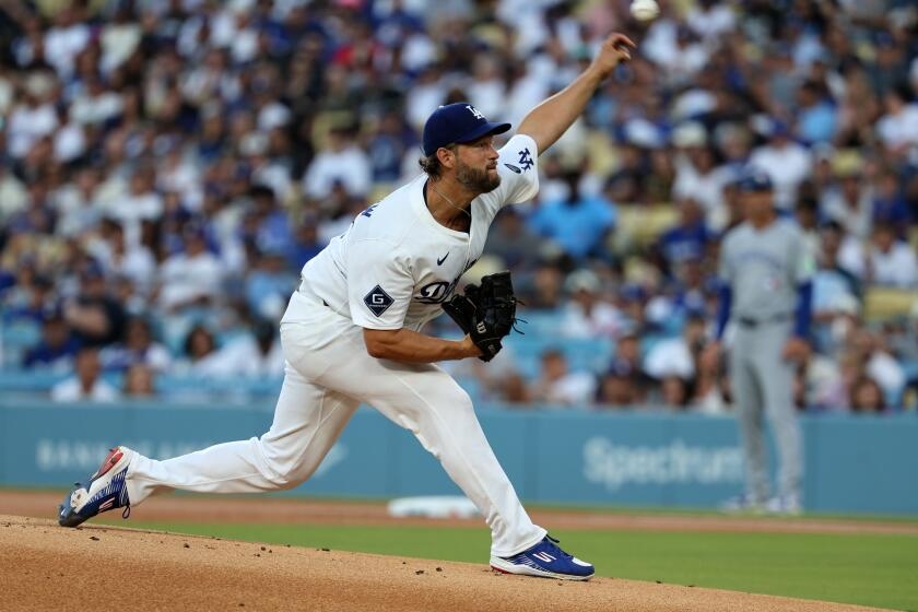 In a battle of 3,000K stars, Clayton Kershaw outduels Max Scherzer in Dodgers' win