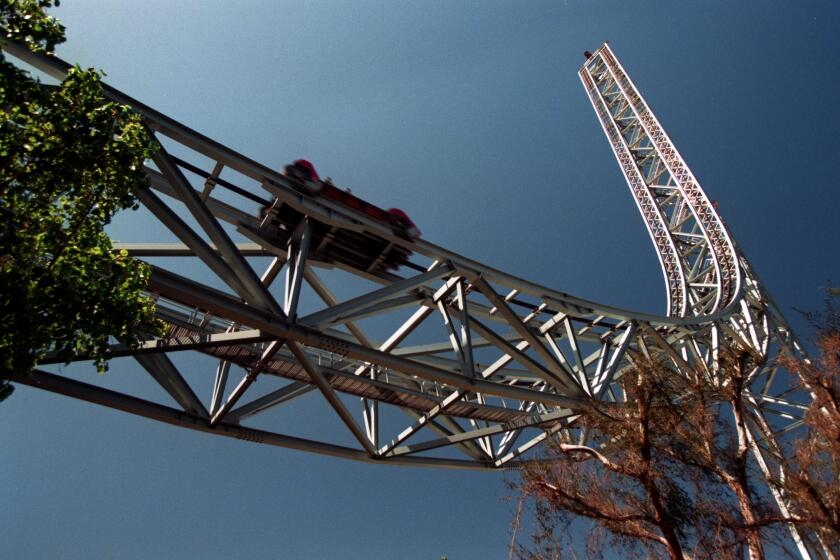 Six Flags Magic Mountain's record-setting Superman coaster will fly no more