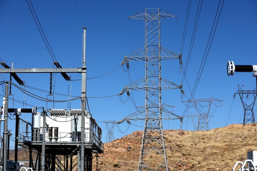 Hundreds of Southern California Edison planners, technicians file for union election