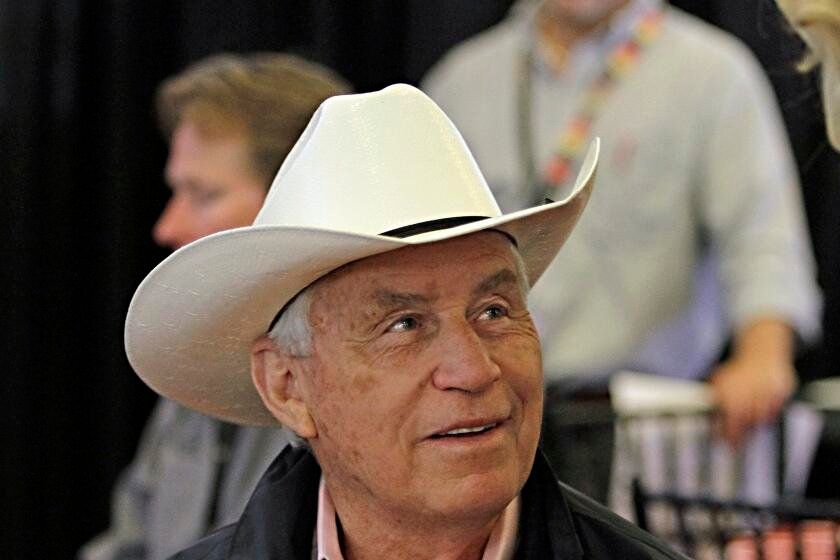 D. Wayne Lukas, Hall of Fame trainer who shaped horse racing, dies