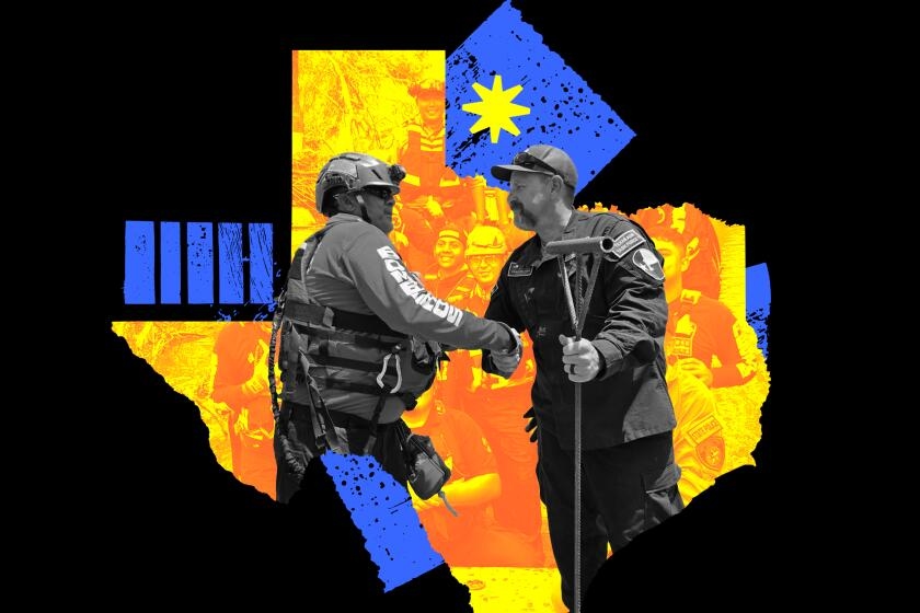 Firefighter volunteers from Mexico crossed border to help Texas flood victims: 'This was a mission to come and help our brothers'
