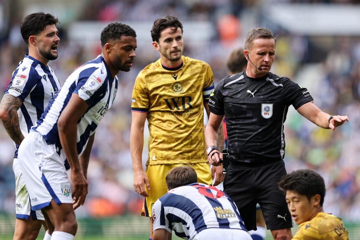 Blackburn Rovers boss' strong verdict on two refereeing decisions