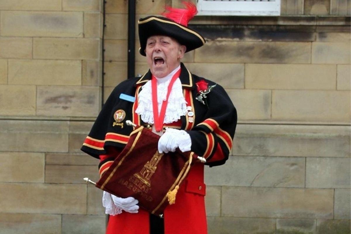 Town crier, former MP and veteran councillors set be honoured in borough
