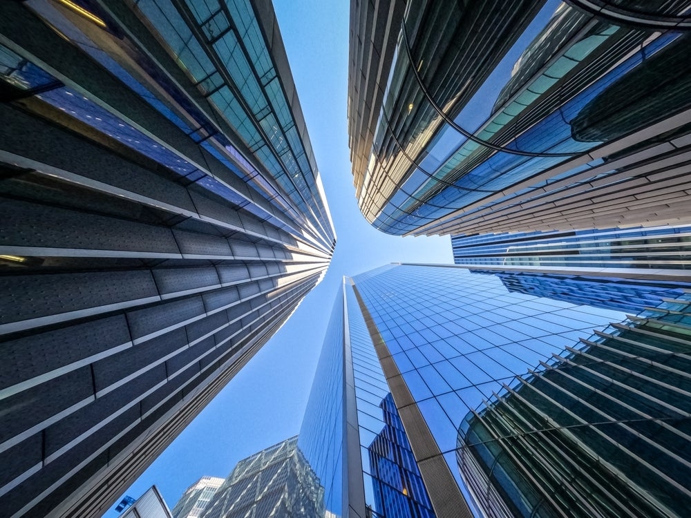 UK GDP growth slows but vehicle leasing powers ahead
