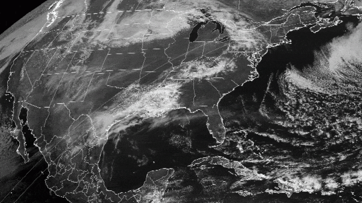 Watch as the moon's shadow races across the US on the first anniversary of last year's total solar eclipse — Earth from space