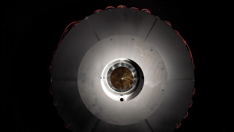 DARPA smashes wireless power record, beaming energy more than 5 miles away — and uses it to make popcorn