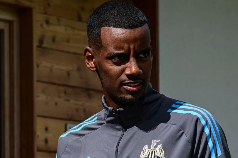 Alexander Isak ignored $101M Liverpool transfer lesson as star breaks silence