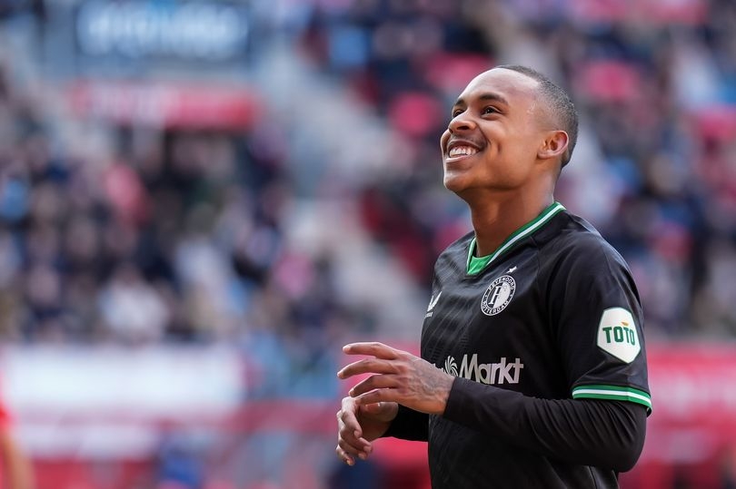 Feyenoord star makes transfer wish clear after Liverpool links