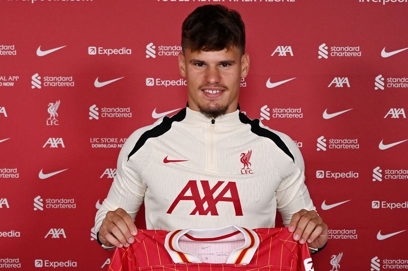 Milos Kerkez's shirt number at Liverpool as new signing has 7 options