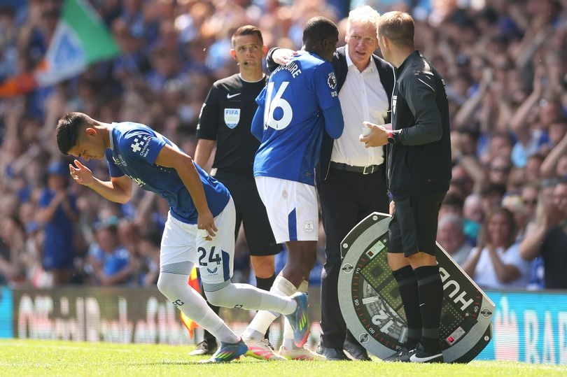 David Moyes biggest summer transfer clear as staggering Everton situation emerges