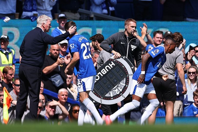 Why David Moyes wants to strike key Everton deal as club favourite set for exit