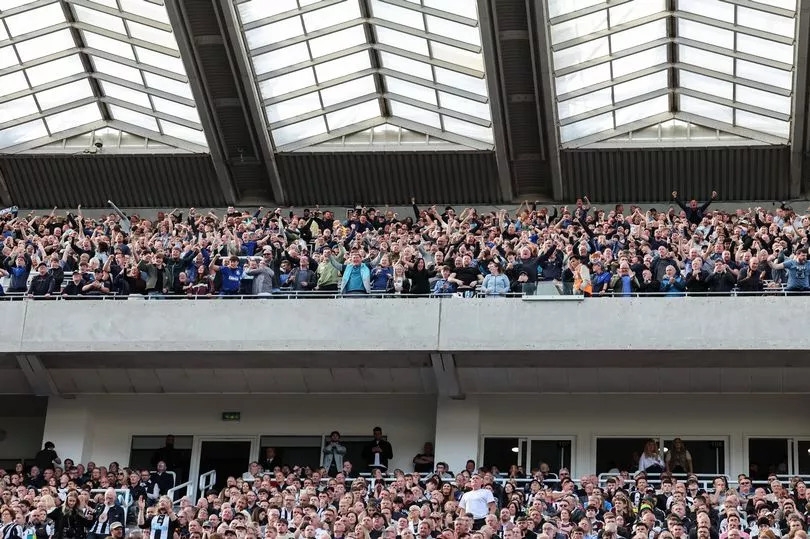 Everton squad take dig at Newcastle as Jordan Pickford decision rattles home supporters