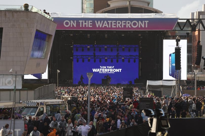 Singer shouts for medic as drummer suffers cardiac arrest during On The Waterfront