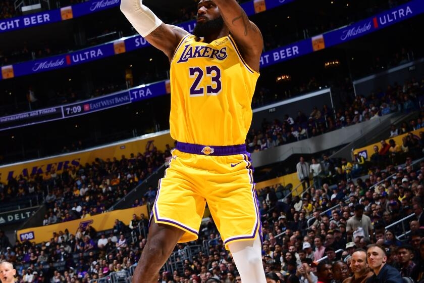Column: L.A. has every reason to give LeBron James a statue in Star Plaza
