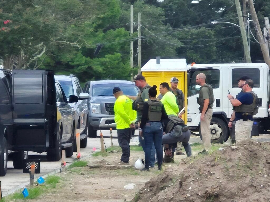 Federal immigration agents raid New Orleans construction site: report