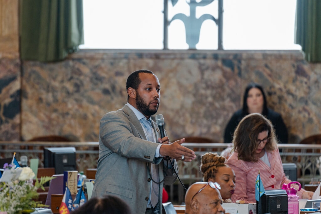 Louisiana lawmaker charged with DWI, child endangerment after auto accident
