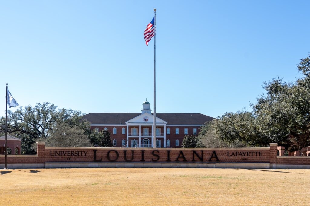University of Louisiana Lafayette shutters DEI office
