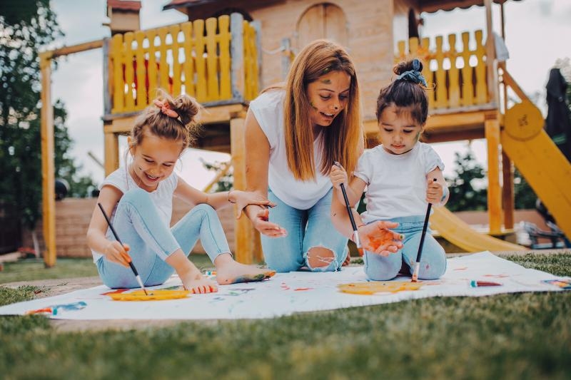 16 Things to Do After School That Kids & Parents Will Love