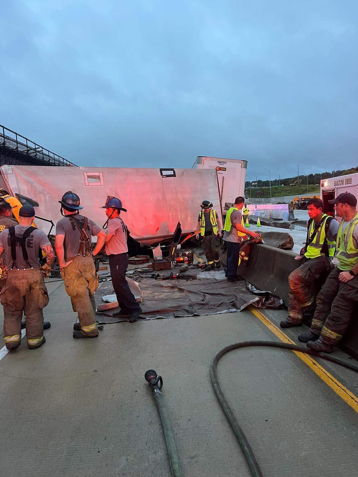 Fatal tractor-trailer crash closes traffic near downtown Macon. What we know