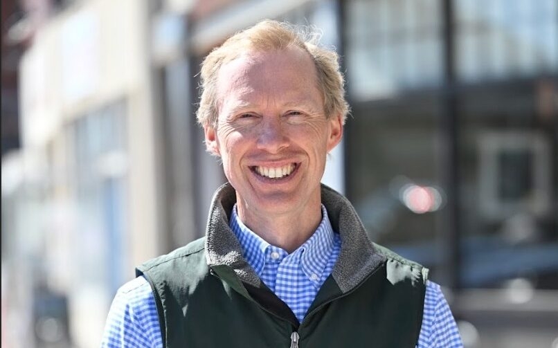 Son of independent senator, Angus King III announces run for Maine governor