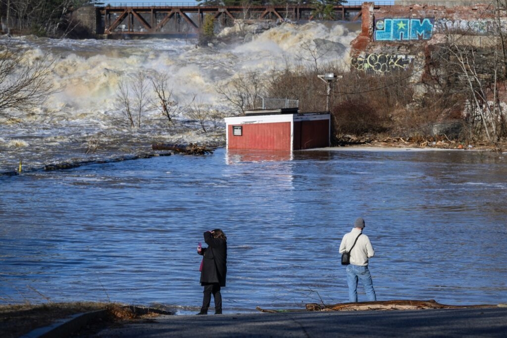 Bill calls for transparency in climate policy costs but critics say it ignores price of inaction