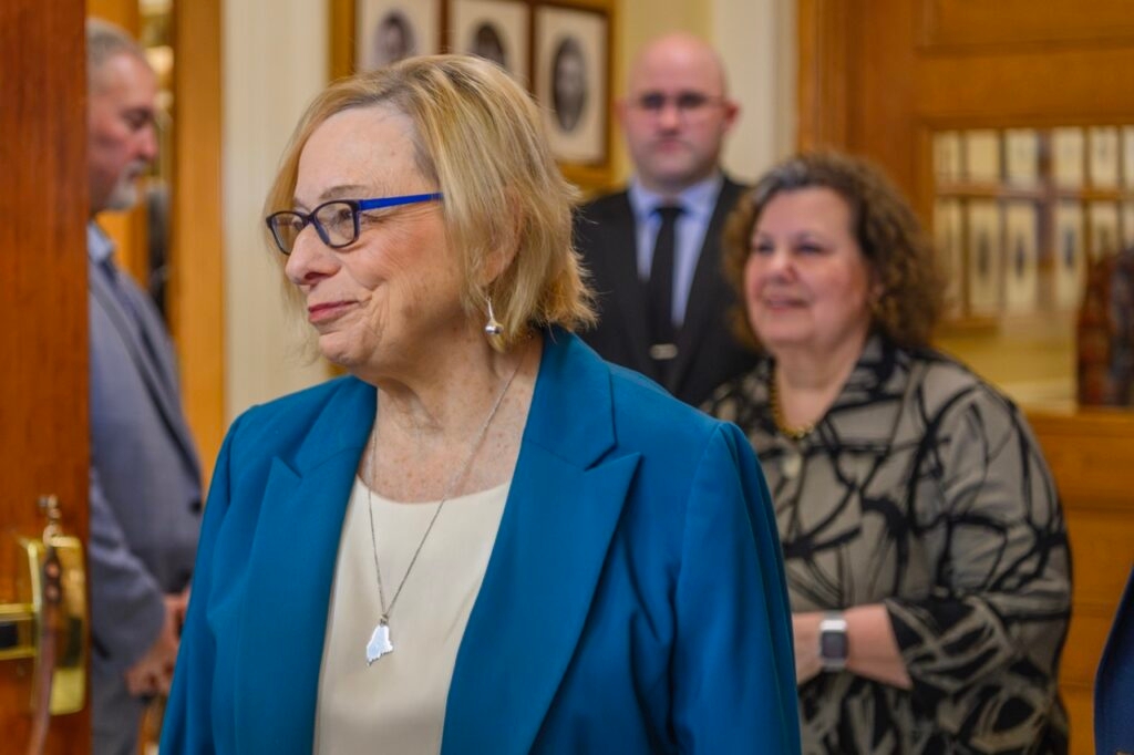 Governor, Democrats split on regressive or progressive tax changes to close budget gap