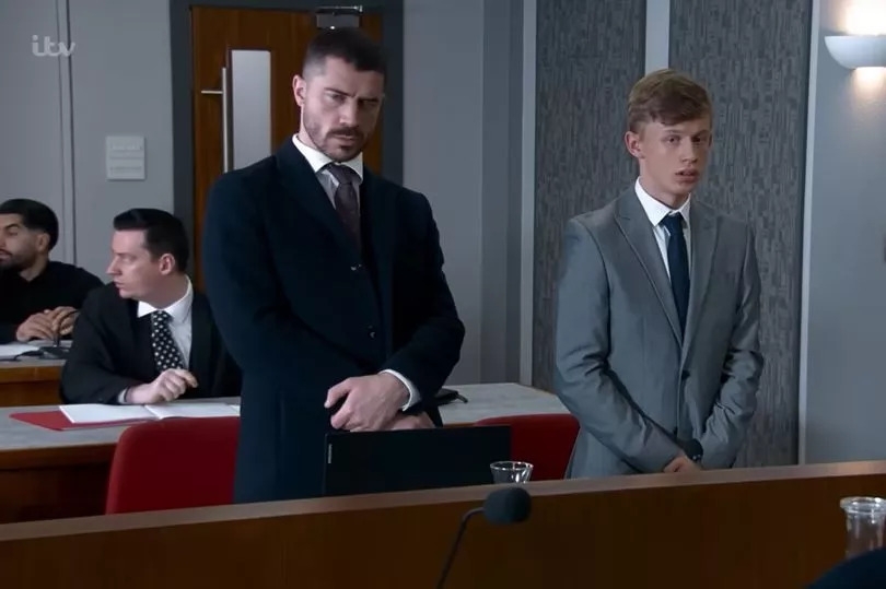 Coronation Street fans baffled by 'missing' character as they're left in tears amid actor praise