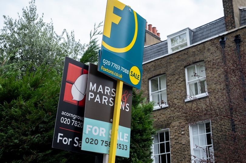 Warning issued to anyone looking for a new mortgage deal after Donald Trump tariffs