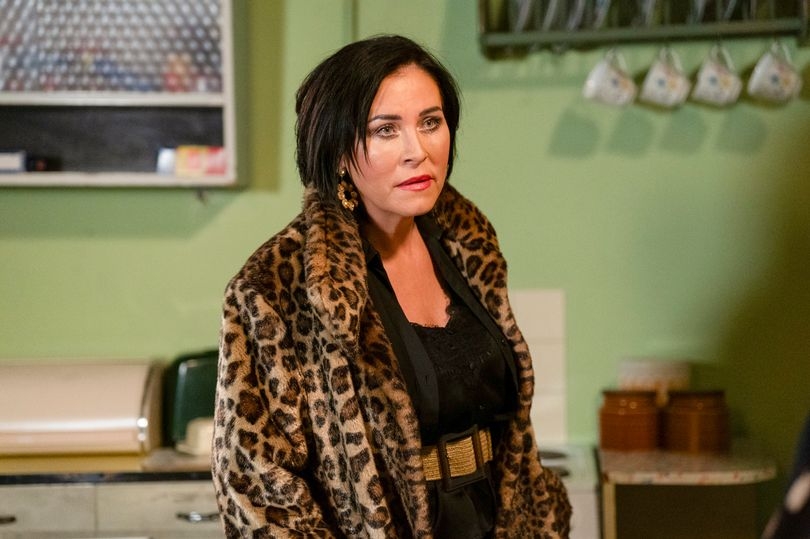 EastEnders' Jessie Wallace calls for legend to return to soap 14 years on from iconic scene