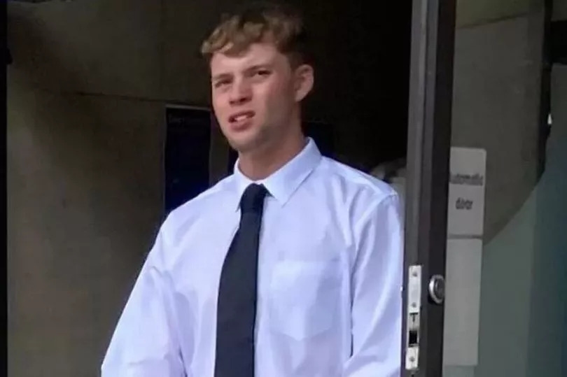 Thug escapes jail for strangling pregnant ex during row