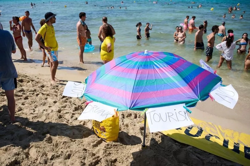 Majorcan government issues fresh warning to UK tourists as hotel leaders speak out