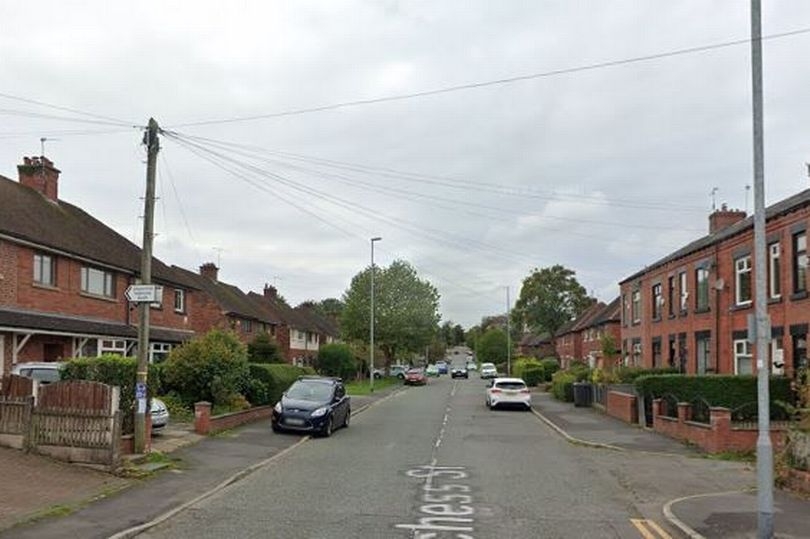 Warning after delivery van driver 'touches children's faces' and asks for personal information