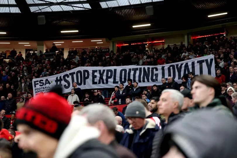 Premier League sent clear message over Man United 7pm kick off time - 'putting TV ahead of fans'