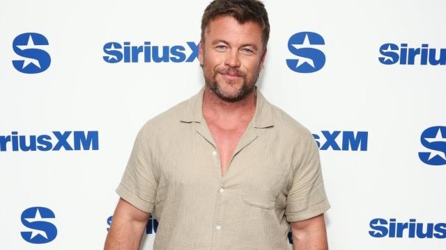 Luke Hemsworth Praises Chris Pratt & Talks About Their ‘Bromance'