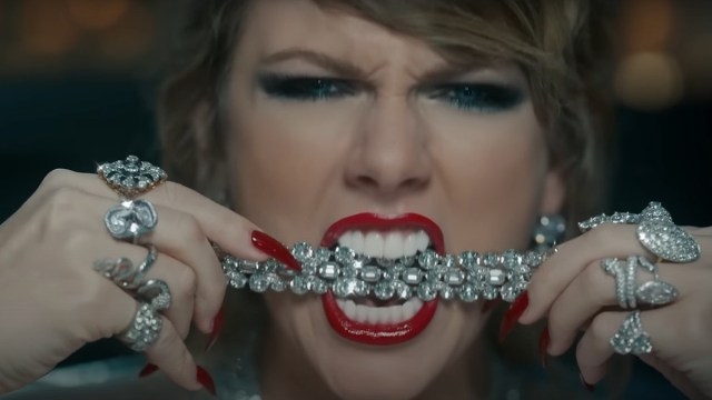Fans Search ‘Taylor Swift TNT Bracelet' Amid Selena Gomez Dinner Outing