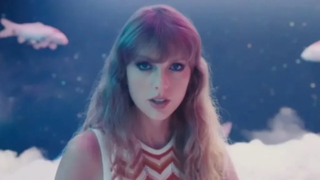 Fans Trend ‘Did Taylor Swift Announce Rep TV?' Ahead of AMAs 2025