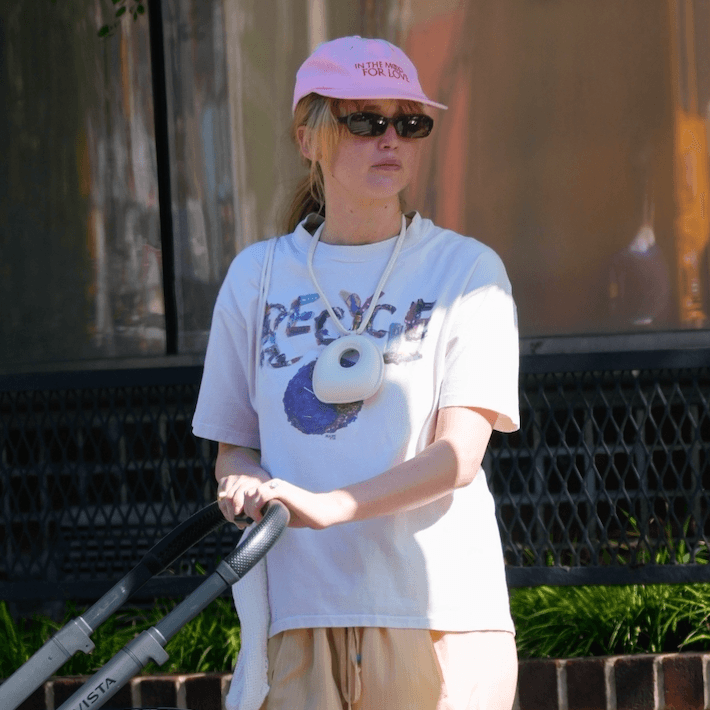 We Need to Talk About Jennifer Lawrence's Early-2000s Baseball Cap Collection