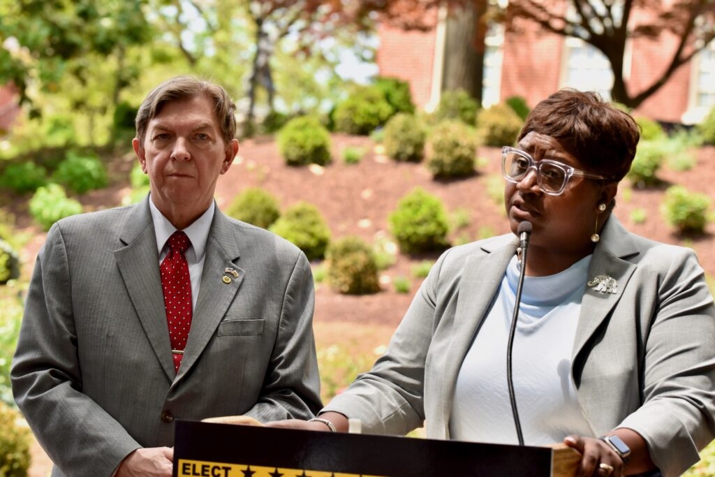 Early GOP candidate for governor taps former delegate as running mate