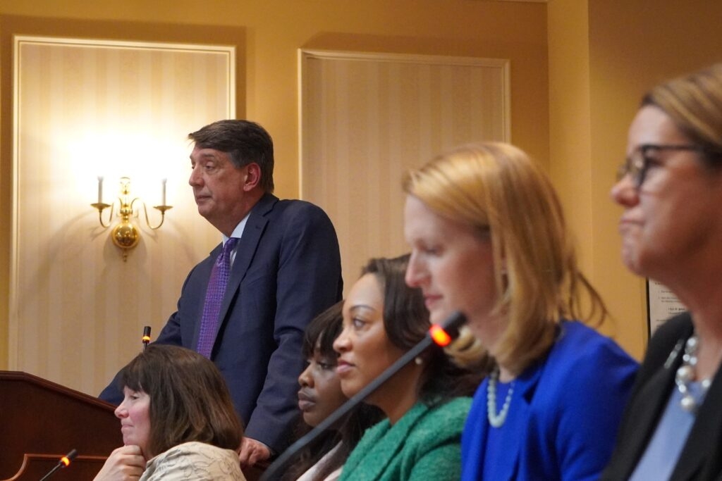 Bill creating abortion grant fund for under- and uninsured gains momentum in House, Senate