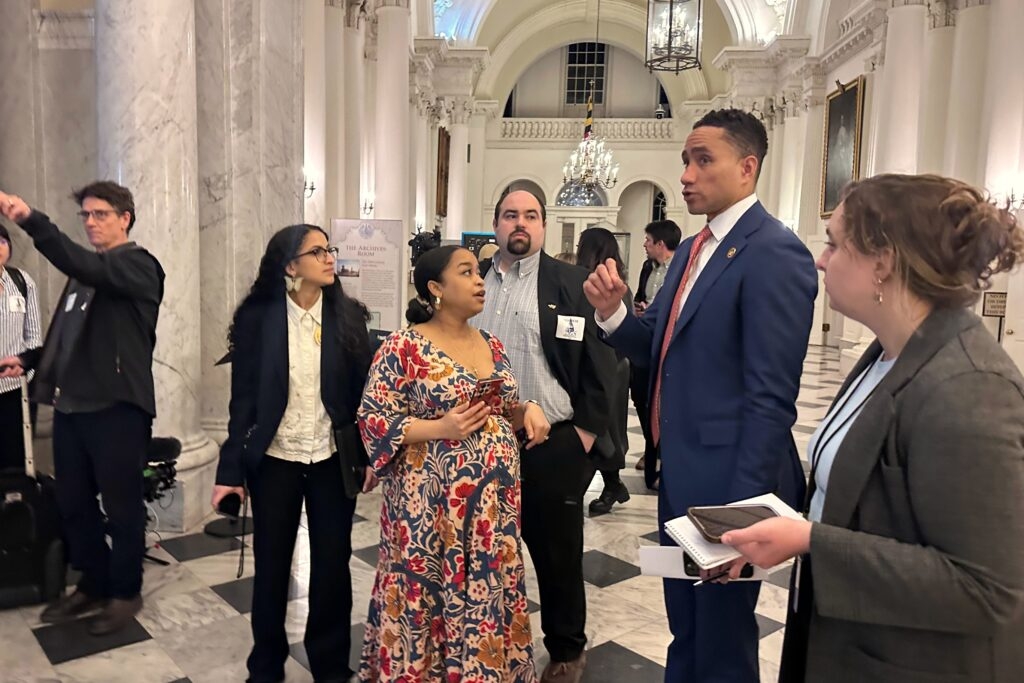 Lawmakers pass watered-down immigrant protections bill in final minutes of 2025 session