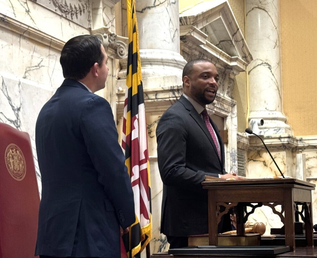 Political notes: A new senator, an old tradition and an ongoing dispute