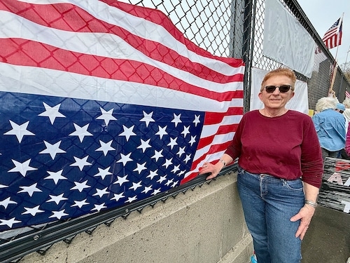 Protesters send an anti-Trump message along Interstate 91