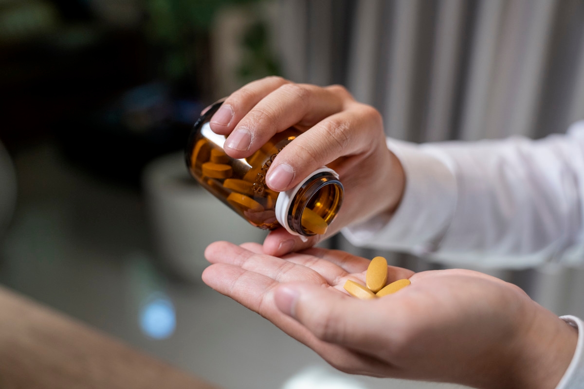 Cardiologist Swears by 3 Everyday Supplements to Prevent One Deadly Disease