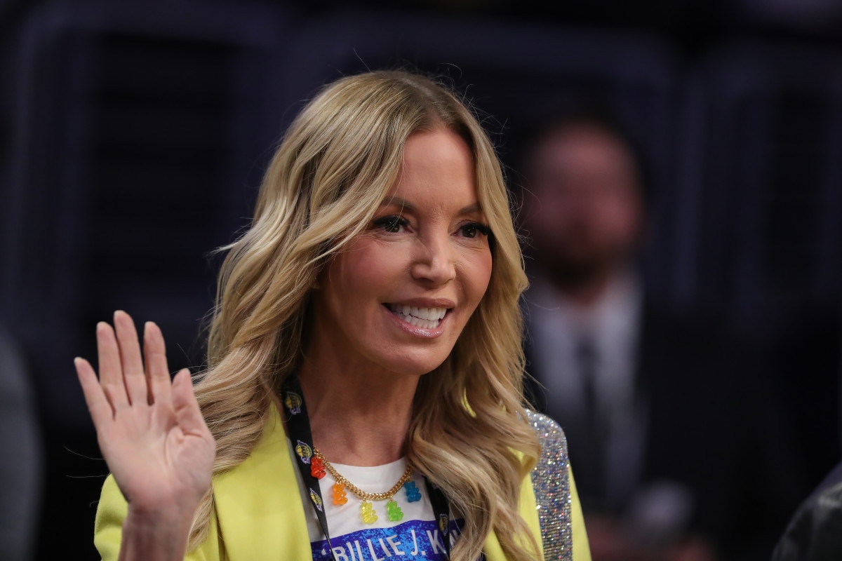 Buss Family to See Astonishing Profit After Record-Setting Sale of Lakers
