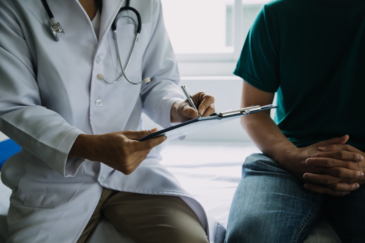 Professional Doctor Issues 'Warning' to Anyone Taking GLP-1 Medication