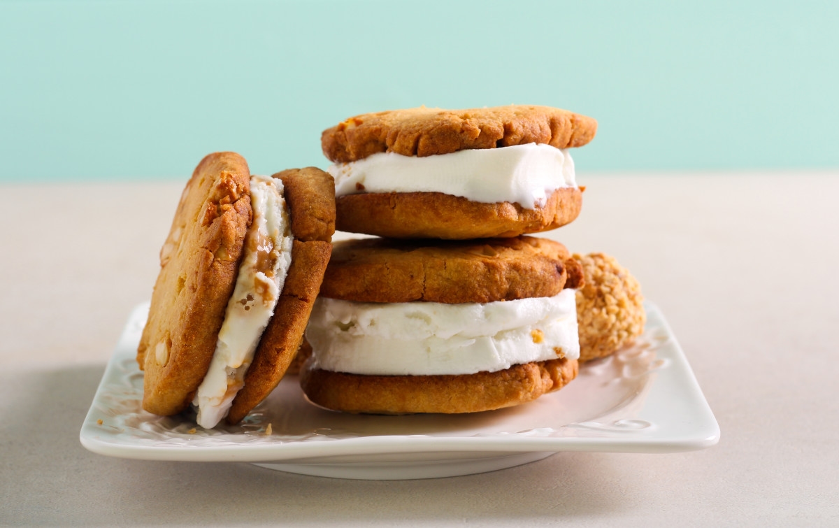 A Wisconsin Legend Just Dropped the Most Midwest Ice Cream Sandwich