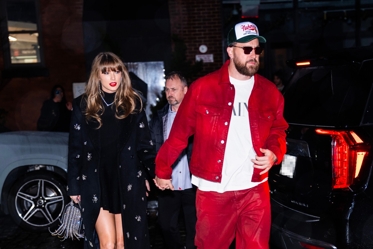 Travis Kelce Breaks Silence on Taylor Swift Regaining Masters