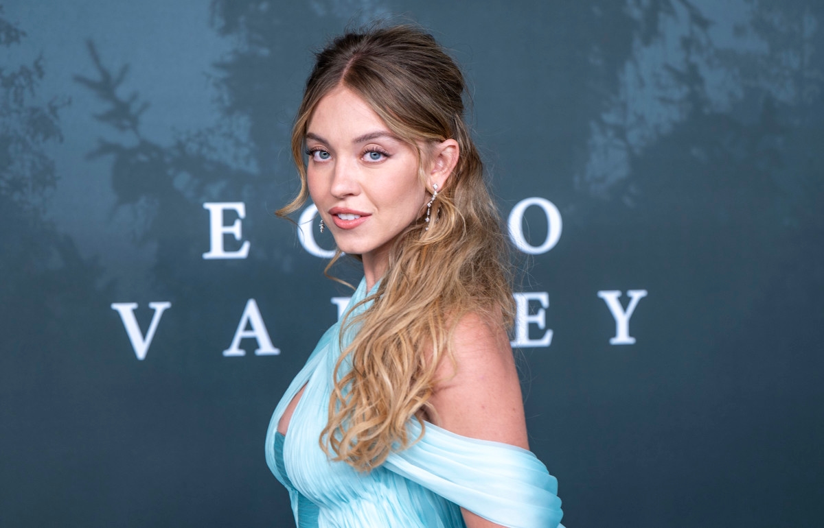 Sydney Sweeney Makes Love Life Decision Amid Tom Brady Rumors