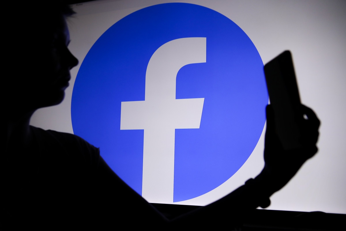 Facebook Users Are Freaking Out Over Mass Demonetization Notices