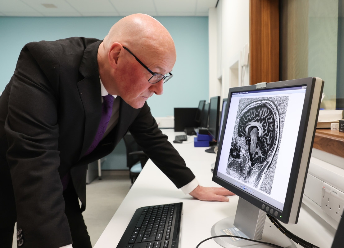 Can a Laser Replace MRI Scans? One Bold Experiment Says Yes